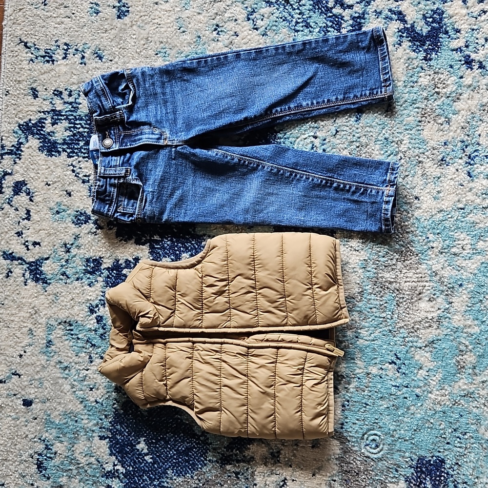 Puffer vest and jeans 2T